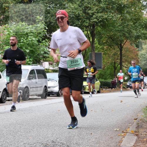 21.09.2025 - PSD Bank Halbmarathon Luisa Fischer http://msf.ph/oto/8927735 21.09.2025 11:36:15 Laufen 8418, 2235, 181 meine-sportfotos.de