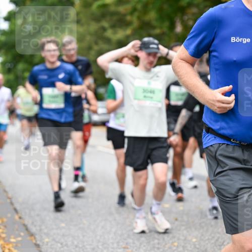 21.09.2025 - PSD Bank Halbmarathon Dr. Thomas Lammeyer http://msf.ph/oto/8927756 21.09.2025 10:47:16 Laufen 2000, 27740, 6937 meine-sportfotos.de