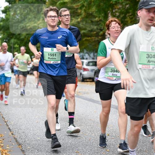 21.09.2025 - PSD Bank Halbmarathon Dr. Thomas Lammeyer http://msf.ph/oto/8927765 21.09.2025 10:47:17 Laufen 1551, 3946, 3046, 250 meine-sportfotos.de