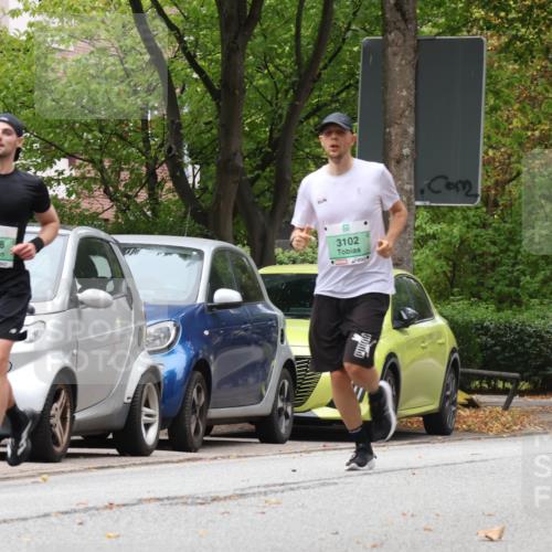 21.09.2025 - PSD Bank Halbmarathon Luisa Fischer http://msf.ph/oto/8927880 21.09.2025 11:37:07 Laufen 3418, 3288, 3102, 3926 meine-sportfotos.de
