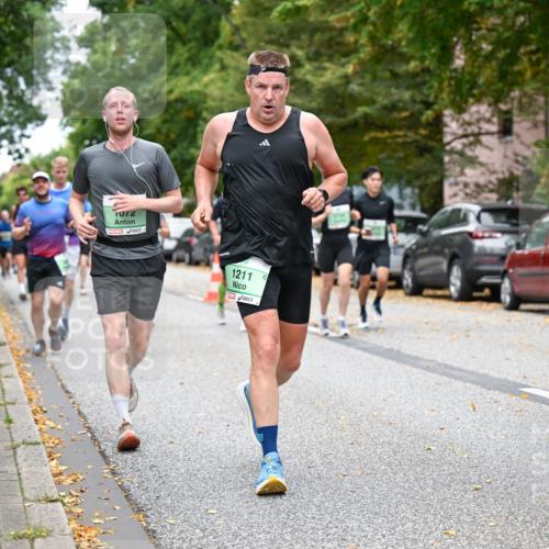 21.09.2025 - PSD Bank Halbmarathon Dr. Thomas Lammeyer http://msf.ph/oto/8928217 21.09.2025 10:47:49 Laufen 72, 1211 meine-sportfotos.de