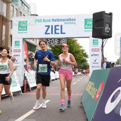 21.09.2025 - PSD Bank Halbmarathon Strokosch-Dieckow http://msf.ph/oto/8928232 21.09.2025 12:07:42 Ziel 2506, 2532, 2864, 2942, 2949, 3222, 3393, 3407, 4003 meine-sportfotos.de