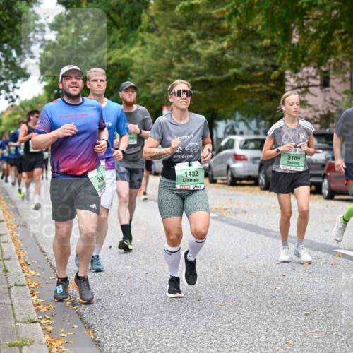 21.09.2025 - PSD Bank Halbmarathon Dr. Thomas Lammeyer http://msf.ph/oto/8928269 21.09.2025 10:47:51 Laufen 22, 1432, 3189, 2943, 2722 meine-sportfotos.de
