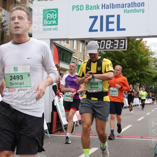 21.09.2025 - PSD Bank Halbmarathon Strokosch-Dieckow http://msf.ph/oto/8928379 21.09.2025 12:07:56 Ziel 2493, 2956, 3396, 3729, 3746, 3910, 3948, 3975 meine-sportfotos.de