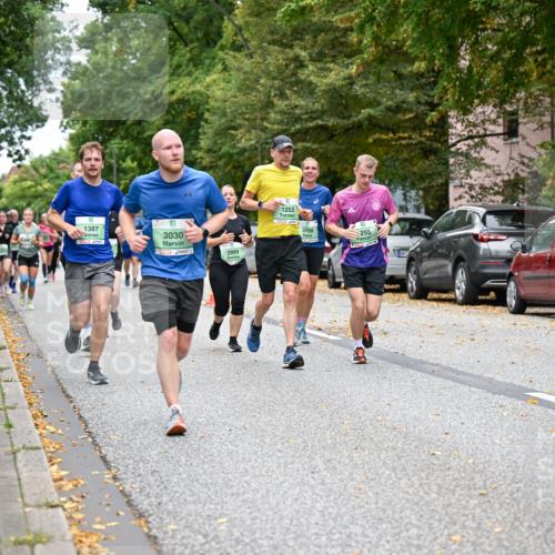 21.09.2025 - PSD Bank Halbmarathon Dr. Thomas Lammeyer http://msf.ph/oto/8928403 21.09.2025 10:48:00 Laufen 1387, 3030, 2999, 1253, 3008, 255, 4915 meine-sportfotos.de