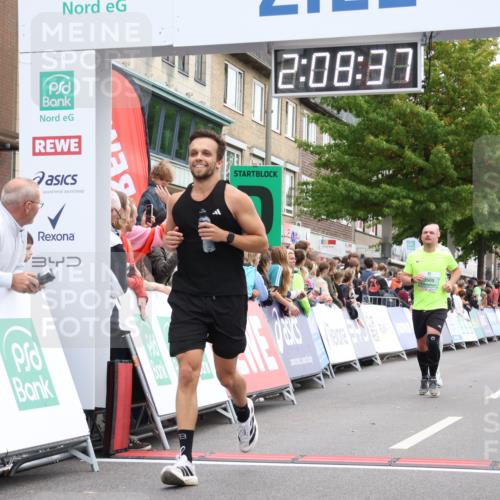 21.09.2025 - PSD Bank Halbmarathon Strokosch-Dieckow http://msf.ph/oto/8928417 21.09.2025 12:08:01 Ziel 2493, 2883, 2956, 3396, 3505, 3729, 3948, 3975 meine-sportfotos.de