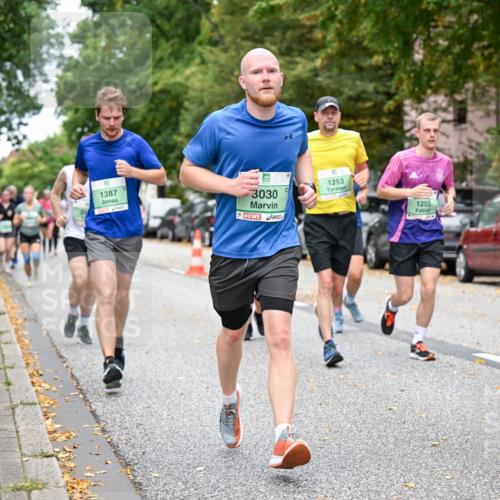 21.09.2025 - PSD Bank Halbmarathon Dr. Thomas Lammeyer http://msf.ph/oto/8928422 21.09.2025 10:48:01 Laufen 1387, 1253, 3030, 1255 meine-sportfotos.de