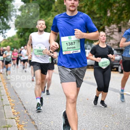 21.09.2025 - PSD Bank Halbmarathon Dr. Thomas Lammeyer http://msf.ph/oto/8928454 21.09.2025 10:48:03 Laufen 3364, 1387, 2999, 3008, 1253 meine-sportfotos.de
