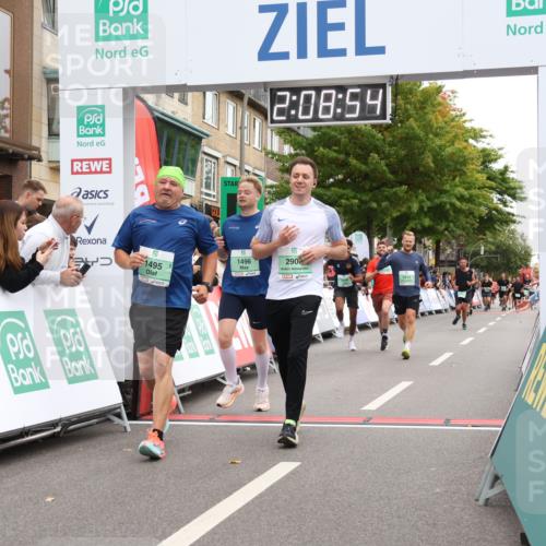21.09.2025 - PSD Bank Halbmarathon Strokosch-Dieckow http://msf.ph/oto/8928548 21.09.2025 12:08:17 Ziel 1495, 1496, 2396, 2593, 2612, 2896, 2908, 2972, 3108, 3439 meine-sportfotos.de
