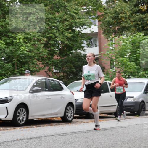 21.09.2025 - PSD Bank Halbmarathon Luisa Fischer http://msf.ph/oto/8928603 21.09.2025 11:41:35 Laufen 80, 1199, 2588, 2537 meine-sportfotos.de