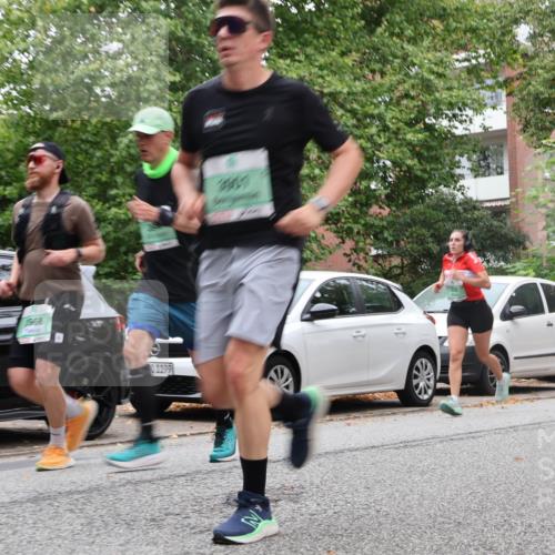 21.09.2025 - PSD Bank Halbmarathon Luisa Fischer http://msf.ph/oto/8928760 21.09.2025 11:43:20 Laufen 1968, 801199 meine-sportfotos.de