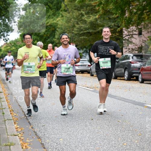 21.09.2025 - PSD Bank Halbmarathon Dr. Thomas Lammeyer http://msf.ph/oto/8928785 21.09.2025 10:48:23 Laufen 3996, 2884, 9, 4050, 4915 meine-sportfotos.de