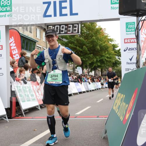 21.09.2025 - PSD Bank Halbmarathon Strokosch-Dieckow http://msf.ph/oto/8928851 21.09.2025 12:08:56 Ziel 1442, 2575, 3223, 3274, 3414, 3506, 3794 meine-sportfotos.de