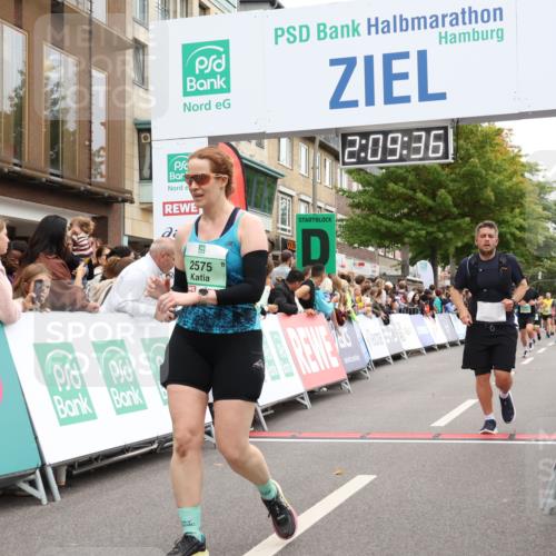 21.09.2025 - PSD Bank Halbmarathon Strokosch-Dieckow http://msf.ph/oto/8928864 21.09.2025 12:08:59 Ziel 1267, 1268, 1442, 2575, 3223, 3273, 3274, 3794 meine-sportfotos.de