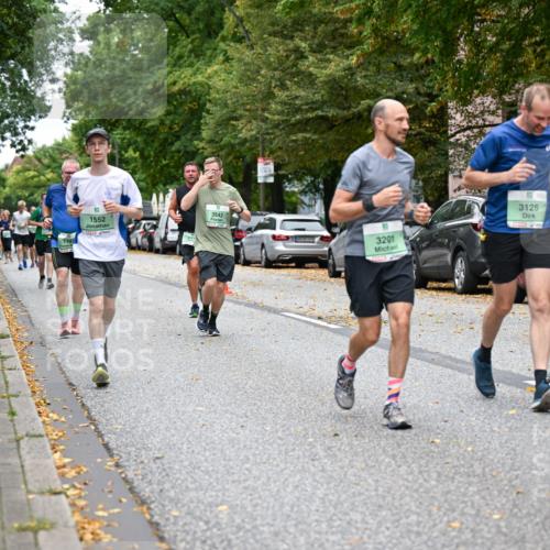 21.09.2025 - PSD Bank Halbmarathon Dr. Thomas Lammeyer http://msf.ph/oto/8928877 21.09.2025 10:48:28 Laufen 1552, 3542, 3201, 3126, 4915 meine-sportfotos.de