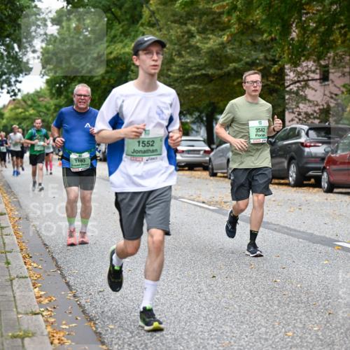 21.09.2025 - PSD Bank Halbmarathon Dr. Thomas Lammeyer http://msf.ph/oto/8928921 21.09.2025 10:48:30 Laufen 1552, 1193, 3542, 4915 meine-sportfotos.de