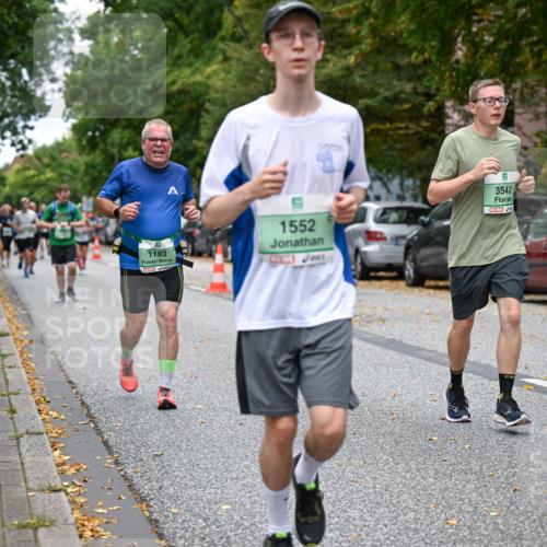 21.09.2025 - PSD Bank Halbmarathon Dr. Thomas Lammeyer http://msf.ph/oto/8928936 21.09.2025 10:48:31 Laufen 1193, 1552, 3542, 4915 meine-sportfotos.de