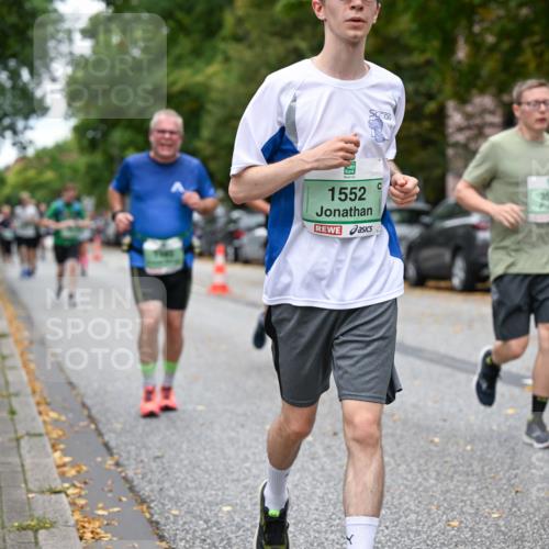 21.09.2025 - PSD Bank Halbmarathon Dr. Thomas Lammeyer http://msf.ph/oto/8928940 21.09.2025 10:48:31 Laufen 1552, 3542 meine-sportfotos.de