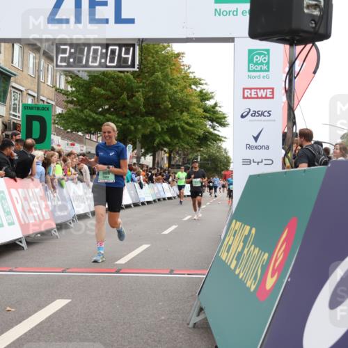 21.09.2025 - PSD Bank Halbmarathon Strokosch-Dieckow http://msf.ph/oto/8928998 21.09.2025 12:09:27 Ziel 1080, 2623, 3008, 3232, 3946 meine-sportfotos.de