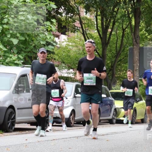 21.09.2025 - PSD Bank Halbmarathon Luisa Fischer http://msf.ph/oto/8929085 21.09.2025 11:46:38 Laufen 2594, 3375, 18, 3960, 2581, 2306, 2794, 2549 meine-sportfotos.de