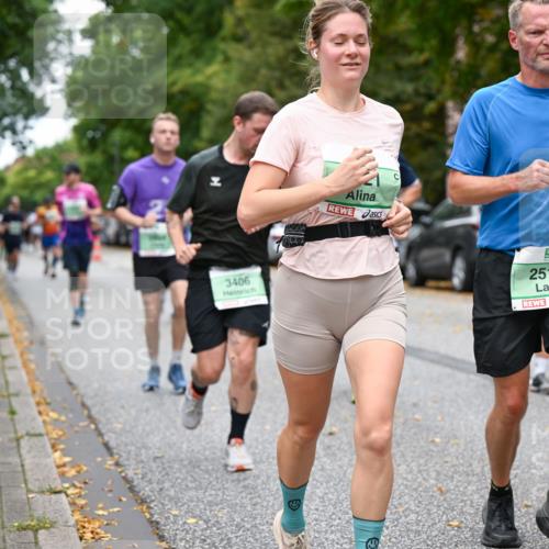 21.09.2025 - PSD Bank Halbmarathon Dr. Thomas Lammeyer http://msf.ph/oto/8929175 21.09.2025 10:48:47 Laufen 3406, 2514 meine-sportfotos.de