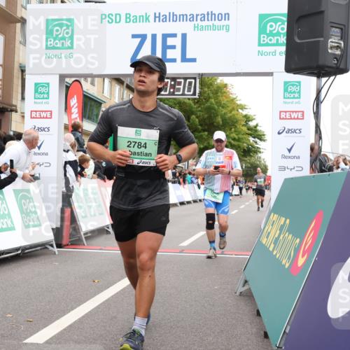 21.09.2025 - PSD Bank Halbmarathon Strokosch-Dieckow http://msf.ph/oto/8929227 21.09.2025 12:09:54 Ziel 1175, 1200, 1690, 2363, 2784, 3196, 3325, 4035 meine-sportfotos.de
