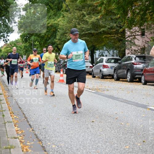 21.09.2025 - PSD Bank Halbmarathon Dr. Thomas Lammeyer http://msf.ph/oto/8929286 21.09.2025 10:48:53 Laufen 1175, 2046, 3677, 3065, 2211, 15 meine-sportfotos.de