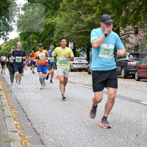 21.09.2025 - PSD Bank Halbmarathon Dr. Thomas Lammeyer http://msf.ph/oto/8929313 21.09.2025 10:48:54 Laufen 33364, 2046, 1175, 3251, 3677, 3065, 4915 meine-sportfotos.de