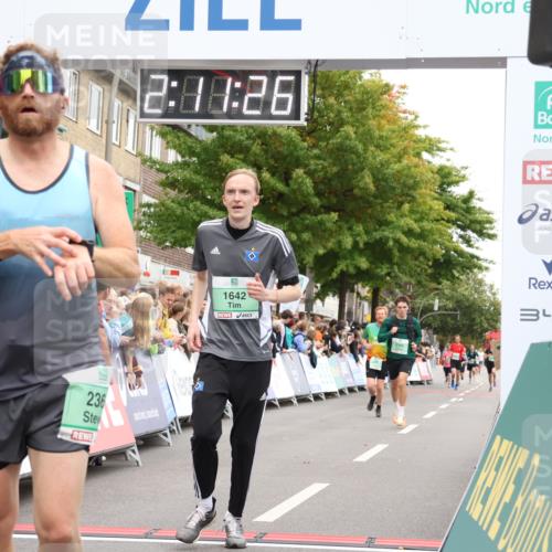 21.09.2025 - PSD Bank Halbmarathon Strokosch-Dieckow http://msf.ph/oto/8929638 21.09.2025 12:10:49 Ziel 1642, 1670, 2365, 2385, 2979, 3029, 3069, 3446 meine-sportfotos.de