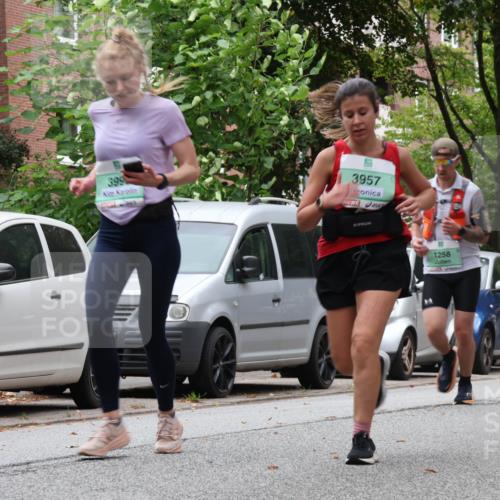 21.09.2025 - PSD Bank Halbmarathon Luisa Fischer http://msf.ph/oto/8929639 21.09.2025 11:48:28 Laufen 399, 3957, 1258 meine-sportfotos.de