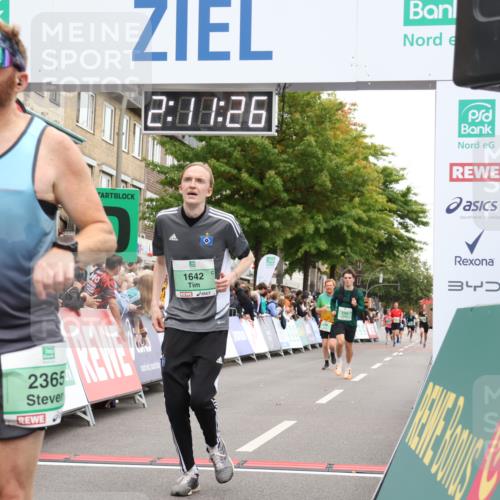 21.09.2025 - PSD Bank Halbmarathon Strokosch-Dieckow http://msf.ph/oto/8929643 21.09.2025 12:10:49 Ziel 1642, 1670, 2365, 2385, 2979, 3029, 3069, 3446 meine-sportfotos.de