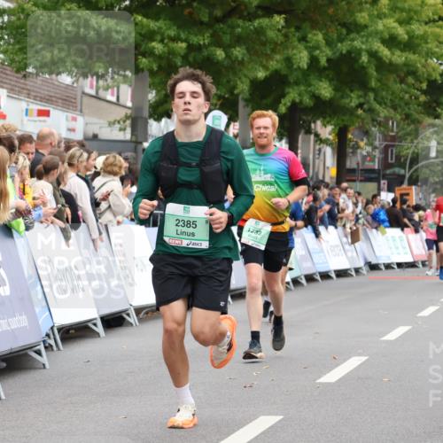 21.09.2025 - PSD Bank Halbmarathon Strokosch-Dieckow http://msf.ph/oto/8929658 21.09.2025 12:10:52 Ziel 1642, 1670, 1732, 2365, 2385, 2979, 3029 meine-sportfotos.de