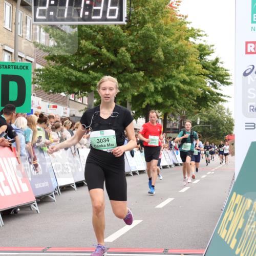 21.09.2025 - PSD Bank Halbmarathon Strokosch-Dieckow http://msf.ph/oto/8929701 21.09.2025 12:10:59 Ziel 1732, 2385, 2812, 3034, 3388, 3440 meine-sportfotos.de