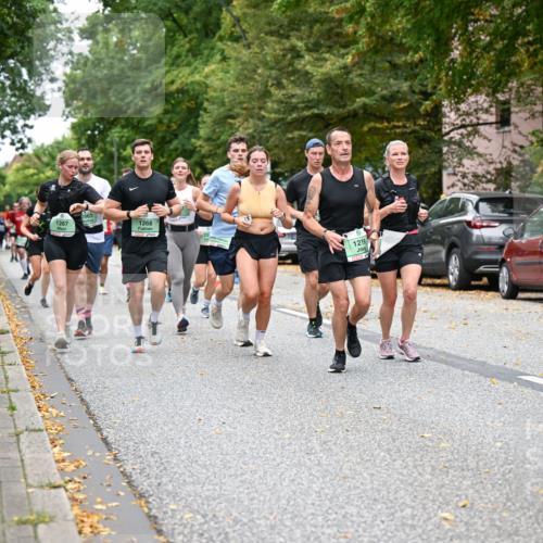 21.09.2025 - PSD Bank Halbmarathon Dr. Thomas Lammeyer http://msf.ph/oto/8929704 21.09.2025 10:49:16 Laufen 2900, 1267, 1268, 1219, 4915 meine-sportfotos.de