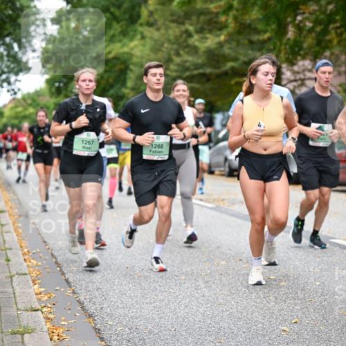 21.09.2025 - PSD Bank Halbmarathon Dr. Thomas Lammeyer http://msf.ph/oto/8929747 21.09.2025 10:49:18 Laufen 1267, 1268, 12 meine-sportfotos.de