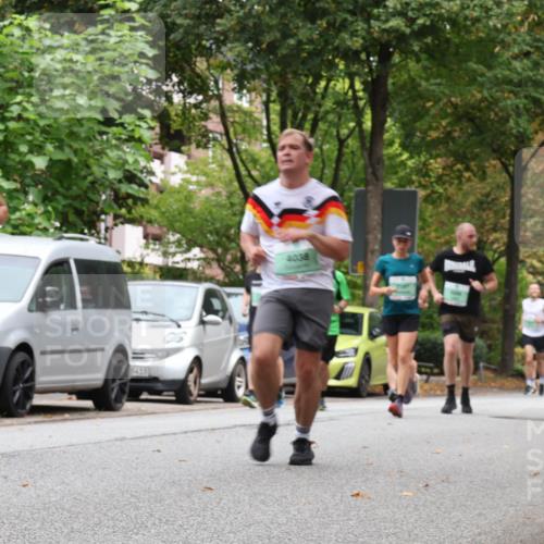 21.09.2025 - PSD Bank Halbmarathon Luisa Fischer http://msf.ph/oto/8929770 21.09.2025 11:49:05 Laufen 8418, 4038 meine-sportfotos.de