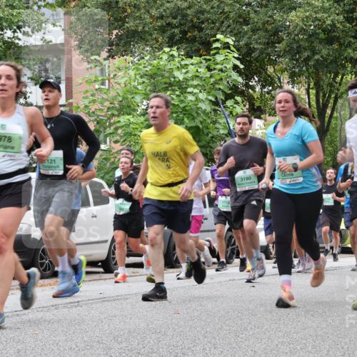 21.09.2025 - PSD Bank Halbmarathon Luisa Fischer http://msf.ph/oto/8929965 21.09.2025 11:49:49 Laufen 2978, 121, 1713, 3180, 2474, 01, 6 meine-sportfotos.de