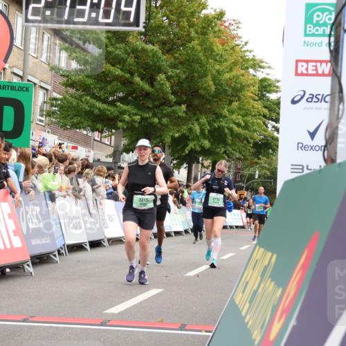 21.09.2025 - PSD Bank Halbmarathon Strokosch-Dieckow http://msf.ph/oto/8930167 21.09.2025 12:12:27 Ziel 1289, 1390, 2732, 2768, 3215, 4006 meine-sportfotos.de