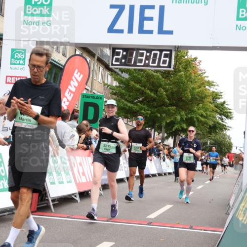 21.09.2025 - PSD Bank Halbmarathon Strokosch-Dieckow http://msf.ph/oto/8930181 21.09.2025 12:12:29 Ziel 1289, 1390, 2732, 2768, 3215 meine-sportfotos.de