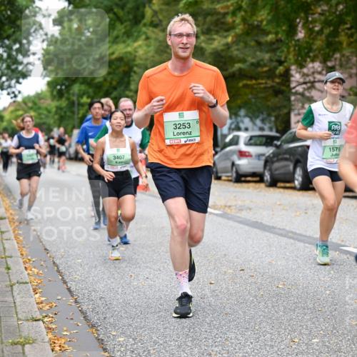 21.09.2025 - PSD Bank Halbmarathon Dr. Thomas Lammeyer http://msf.ph/oto/8930183 21.09.2025 10:49:41 Laufen 3253, 3407, 1579, 3603 meine-sportfotos.de
