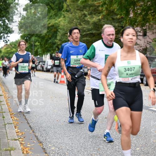 21.09.2025 - PSD Bank Halbmarathon Dr. Thomas Lammeyer http://msf.ph/oto/8930219 21.09.2025 10:49:43 Laufen 3301, 3254, 69, 3407 meine-sportfotos.de