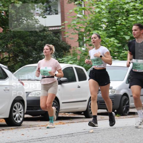 21.09.2025 - PSD Bank Halbmarathon Luisa Fischer http://msf.ph/oto/8930358 21.09.2025 11:51:37 Laufen 2821, 2400, 2457, 3418 meine-sportfotos.de