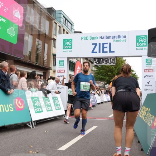 21.09.2025 - PSD Bank Halbmarathon Strokosch-Dieckow http://msf.ph/oto/8930463 21.09.2025 12:12:59 Ziel 1215, 2663, 2996, 3344, 3354, 3483 meine-sportfotos.de