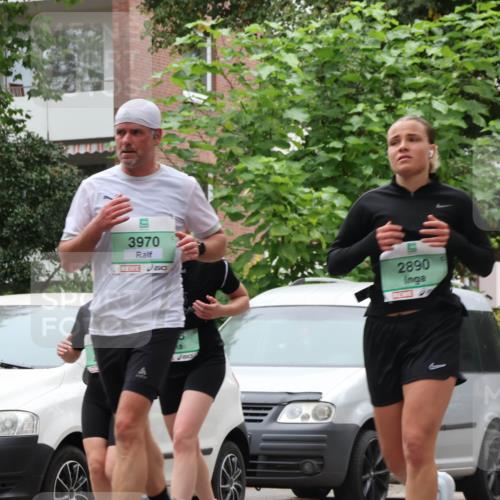 21.09.2025 - PSD Bank Halbmarathon Luisa Fischer http://msf.ph/oto/8930466 21.09.2025 11:52:02 Laufen 3970, 2890, 3418 meine-sportfotos.de