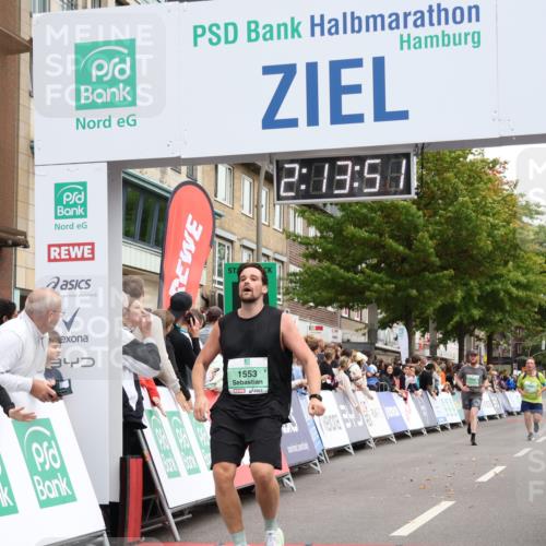 21.09.2025 - PSD Bank Halbmarathon Strokosch-Dieckow http://msf.ph/oto/8930568 21.09.2025 12:13:14 Ziel 1553, 2669, 3002 meine-sportfotos.de