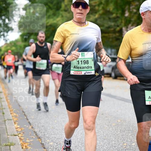 21.09.2025 - PSD Bank Halbmarathon Dr. Thomas Lammeyer http://msf.ph/oto/8930605 21.09.2025 10:50:07 Laufen 1198, 1173, 840 meine-sportfotos.de