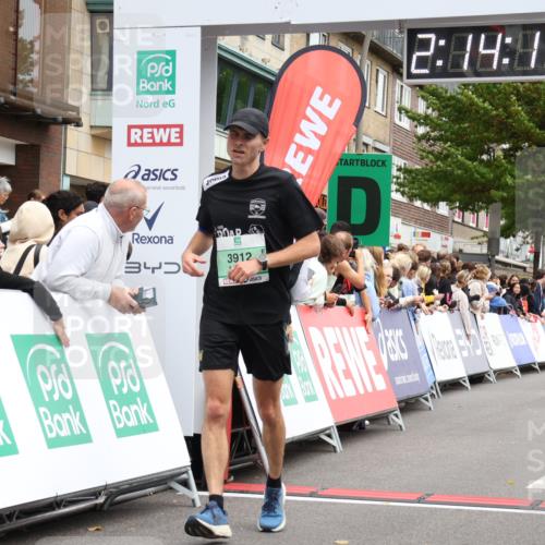 21.09.2025 - PSD Bank Halbmarathon Strokosch-Dieckow http://msf.ph/oto/8930748 21.09.2025 12:13:34 Ziel 2429, 2817, 2860, 3126, 3444, 3534, 3912 meine-sportfotos.de