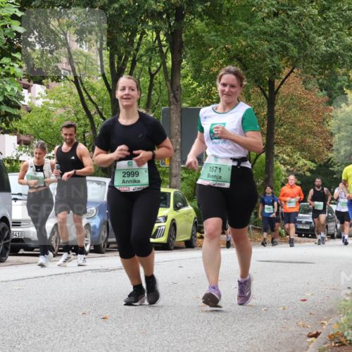 21.09.2025 - PSD Bank Halbmarathon Luisa Fischer http://msf.ph/oto/8931017 21.09.2025 11:54:34 Laufen 3418, 2999, 3396, 1571 meine-sportfotos.de