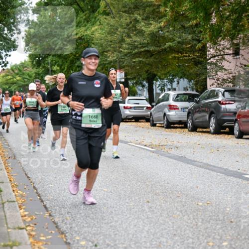 21.09.2025 - PSD Bank Halbmarathon Dr. Thomas Lammeyer http://msf.ph/oto/8931109 21.09.2025 10:50:38 Laufen 3555, 3393, 1668, 67, 16015 meine-sportfotos.de