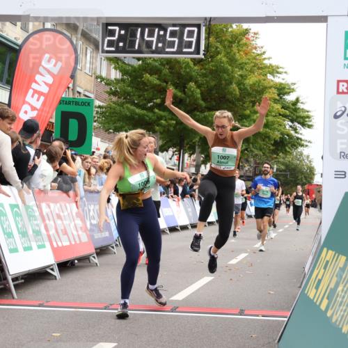 21.09.2025 - PSD Bank Halbmarathon Strokosch-Dieckow http://msf.ph/oto/8931136 21.09.2025 12:14:22 Ziel 1007, 1009, 1623, 2834, 2994, 3311, 3778 meine-sportfotos.de